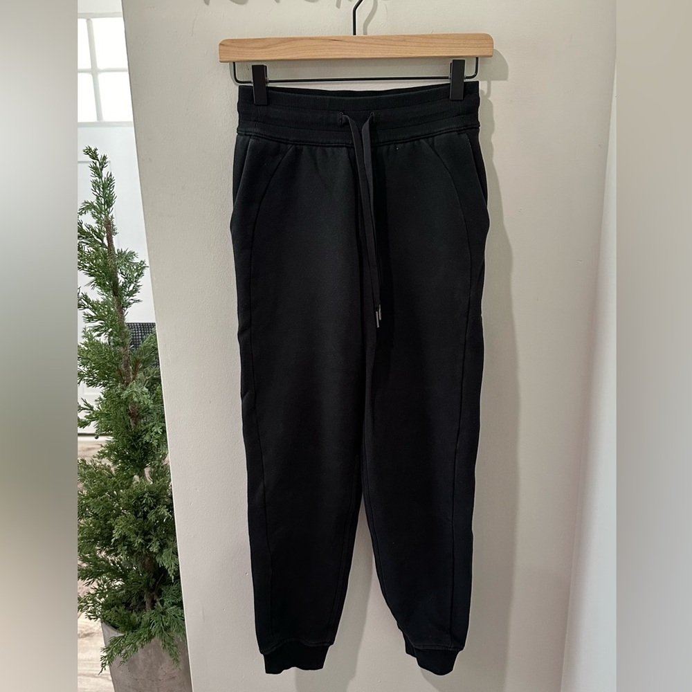 Lululemon scuba joggers
